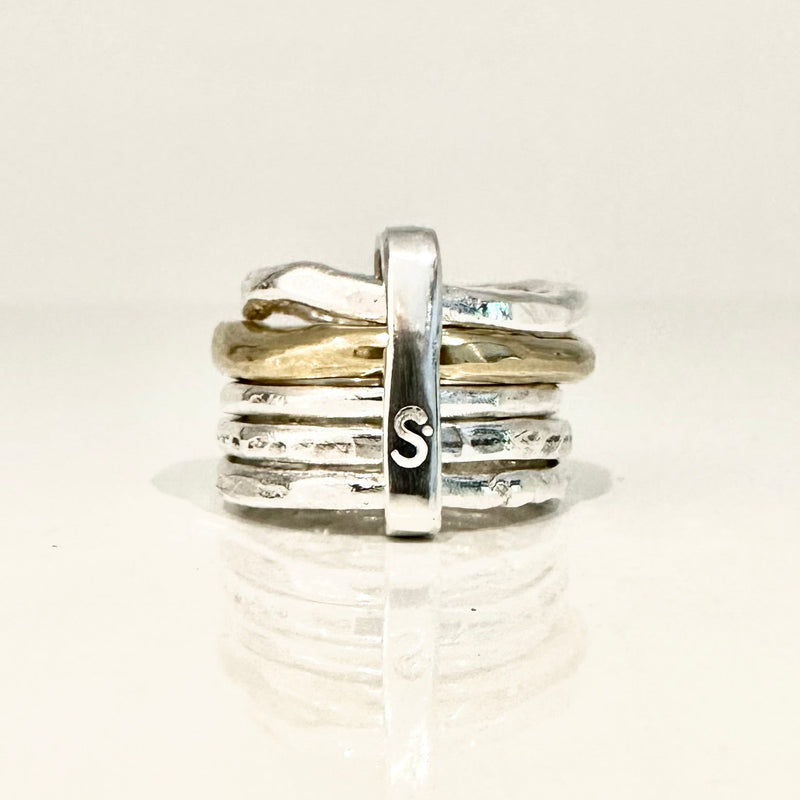 Bague multi anneaux en argent et laiton massif. Finitions brutes et organiques - Isabelle Salvador, statement jewelry