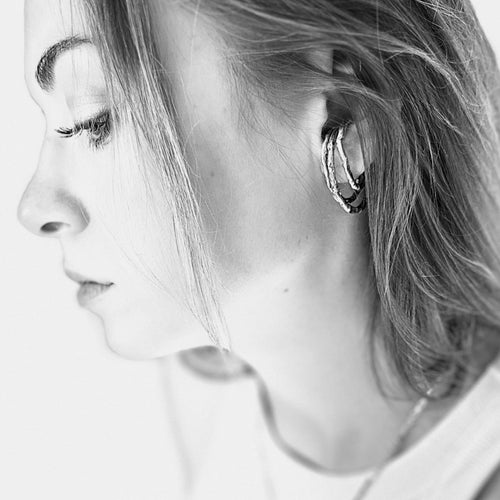 Ear cuff bruts réalisés en argent massif et proposés en trio - Isabelle Salvador Statement Jewelry