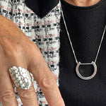 Bague pour femme en argent massif de la collection "Galets" Isabelle Salvador bijoux de créateur